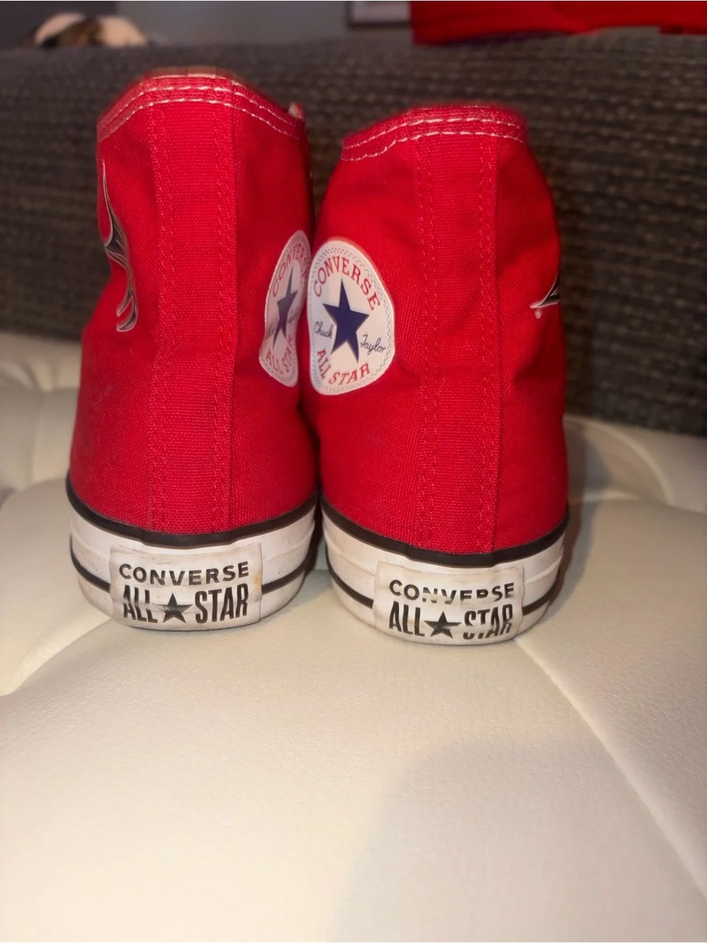 Women’s High Top Converse size 7